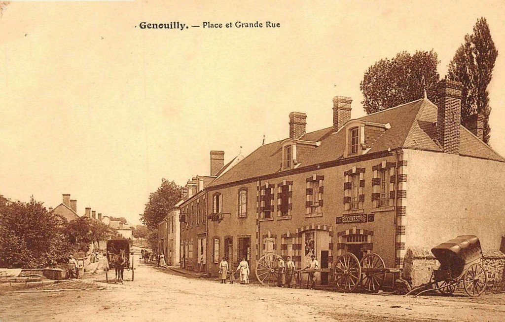 Genouilly 2.jpg