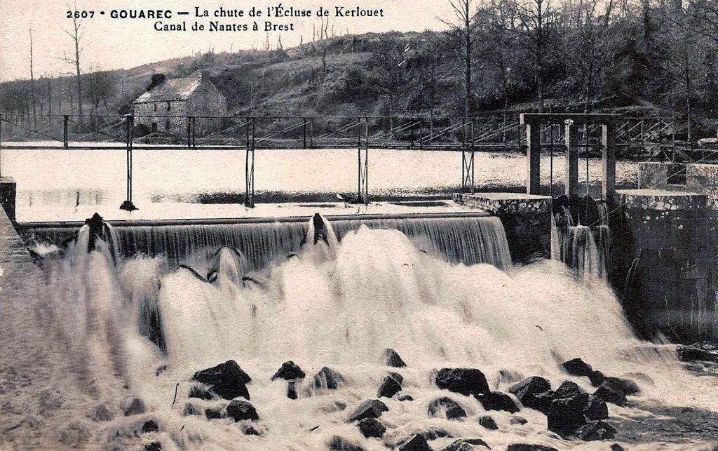 Gouarec 2647.jpg