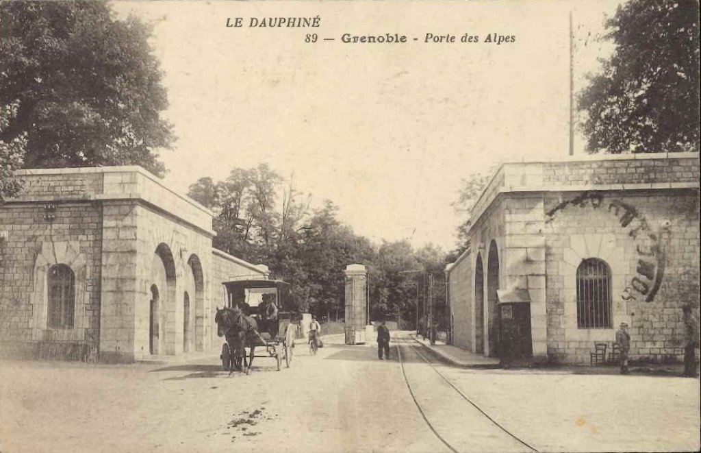 89 - Grenoble - porte des alpes.jpg