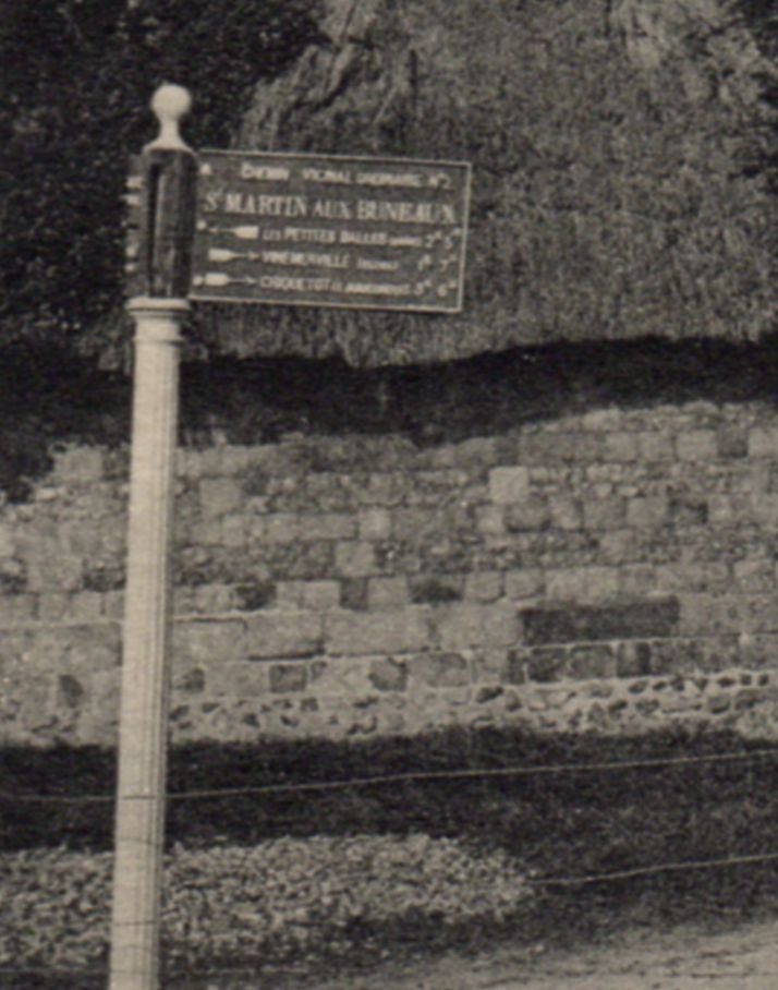 76 - SAINT-MARTIN-AUX-BUNAUX - Plaque de cocher - Entrée du village -  05-02-25.jpg