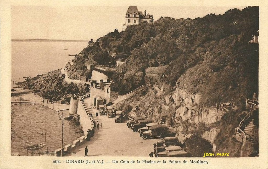 Dinard - Un coin de la piscine et la Pointe du Moulinet 402 (noir et blanc).jpg