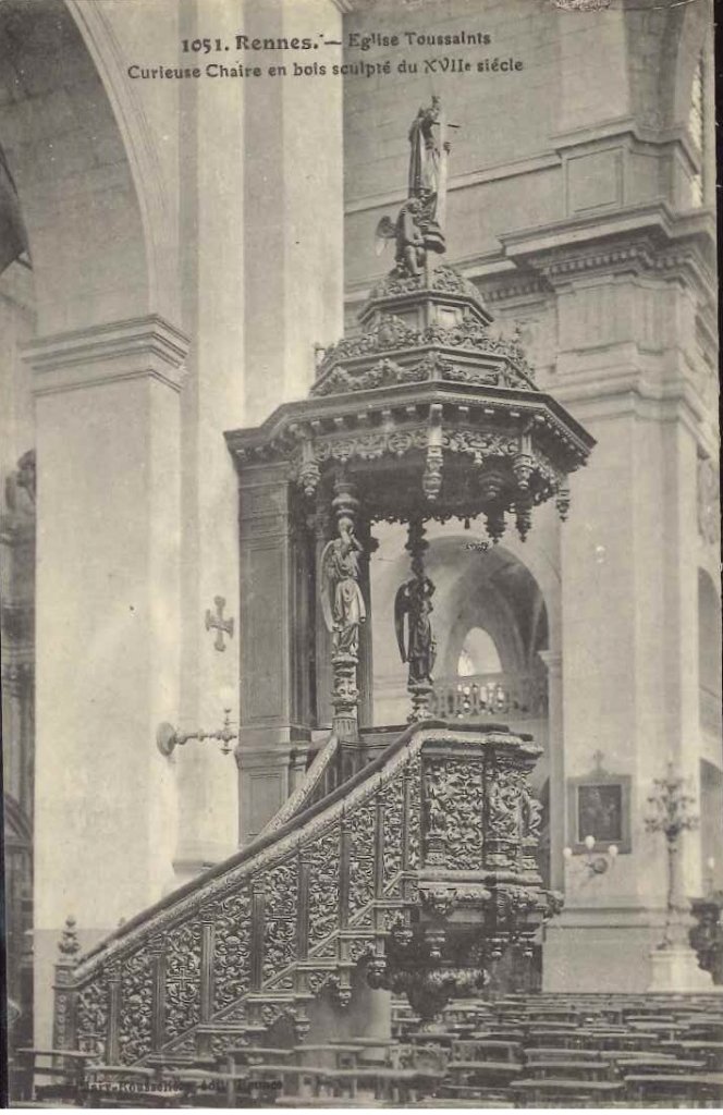 1051 - Rennes - Eglise Toussaints - curieuse chaire en bois sculpté du XVIIè siècle.jpg