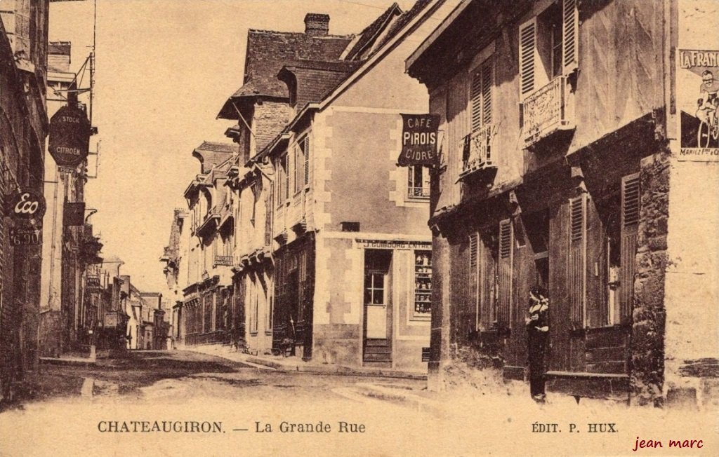 Châteaugiron - La Grande Rue.jpg