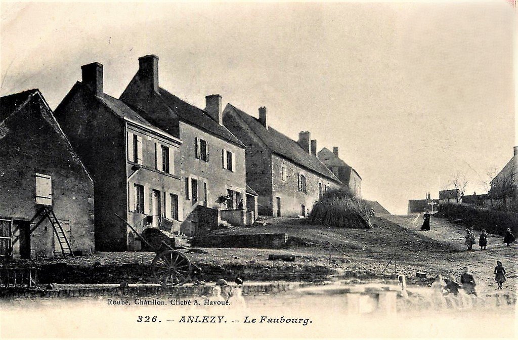 Anlezy 326 Roubé.jpg