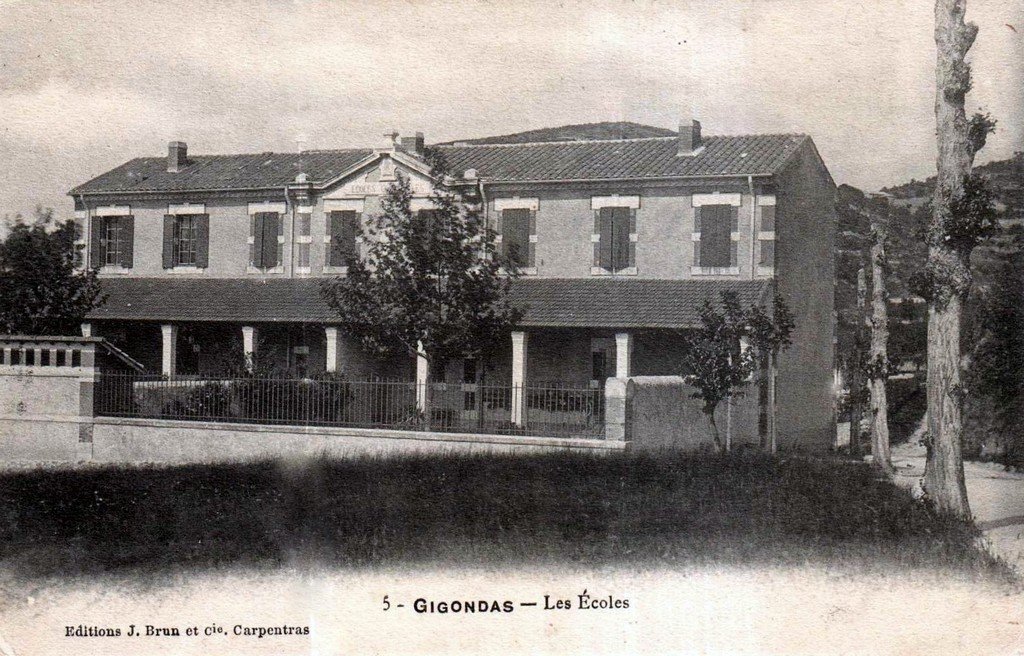 Gigondas 5 Brun.jpg