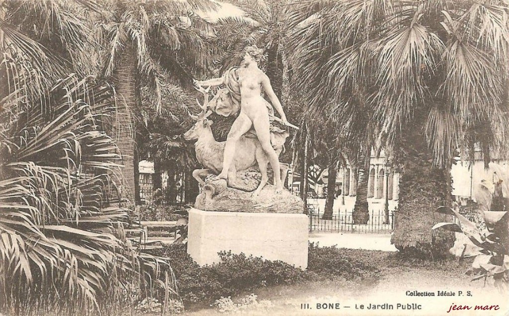 Bône - Le Jardin Public.jpg