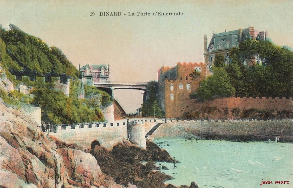 Dinard - La Porte d'Émeraude.jpg