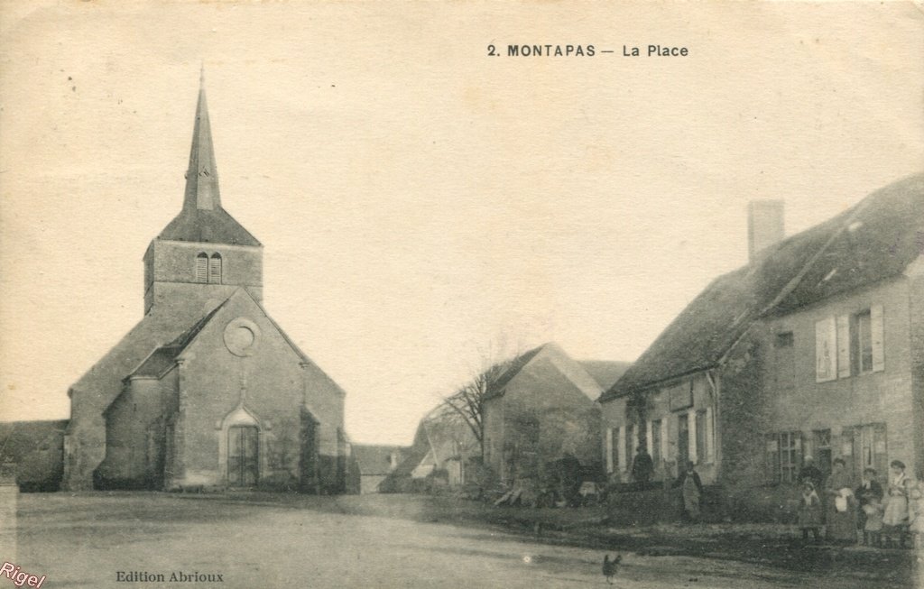 58-Montapas - La Place.jpg