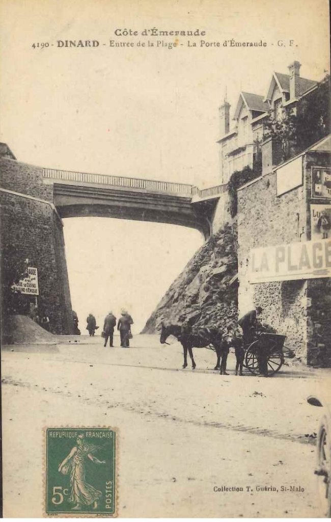 4190 - Dinard - Entrée de la plage - La porte d'Emeraude.jpg