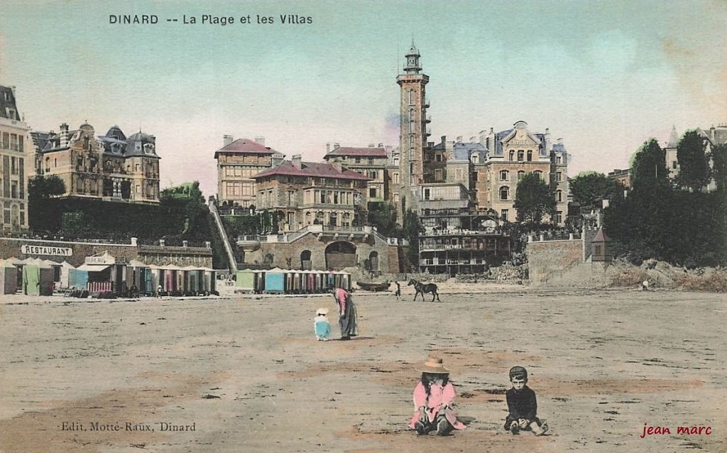 Dinard - La Plage et les Villas.jpg
