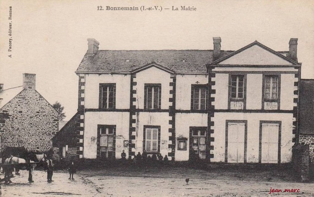 Bonnemain - La Mairie.jpg