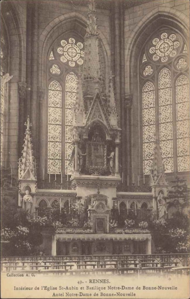 49 - Rennes - Intérieur de l'église St Aubin et basilique Notre Dame de Bonne Nouvelle - Autel Notre Dame de Bonne Nouvelle.jpg