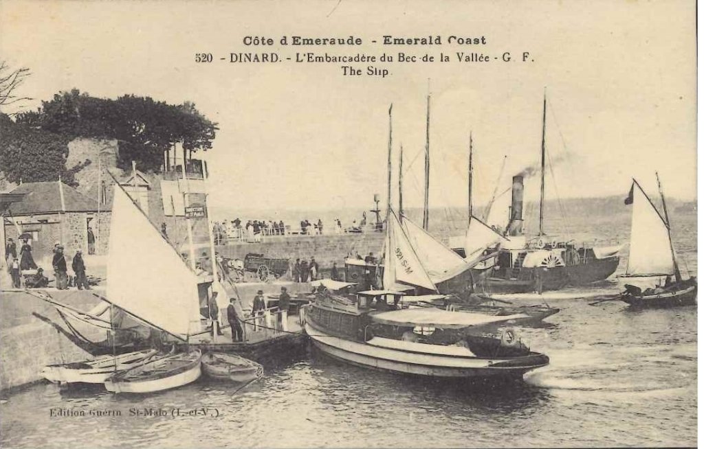 520 - Dinard - L'embarcadère du bec de la vallée.jpg
