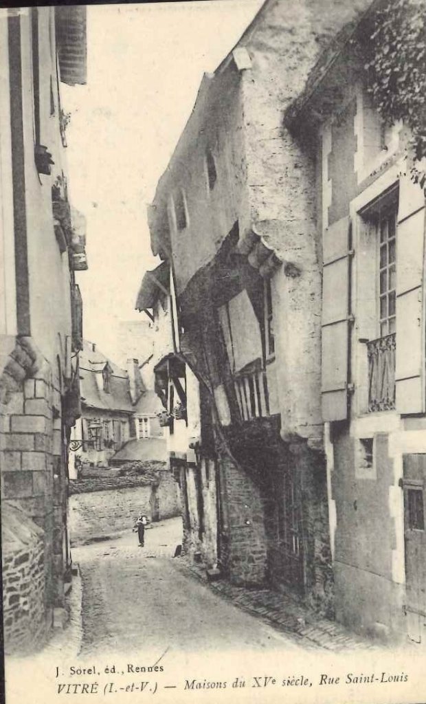 Vitré - Maisons du XVè siècle, Rue Saint-Louis.jpg