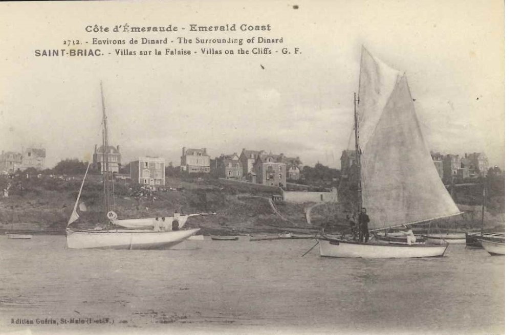 2712 - Saint Briac - Villas sur la Falaise.jpg