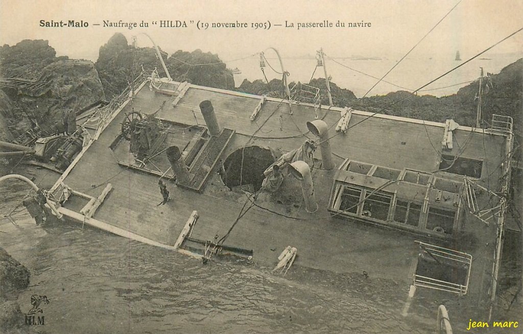 Saint-Malo - Naufrage du Hilda - La passerelle du navire.jpg
