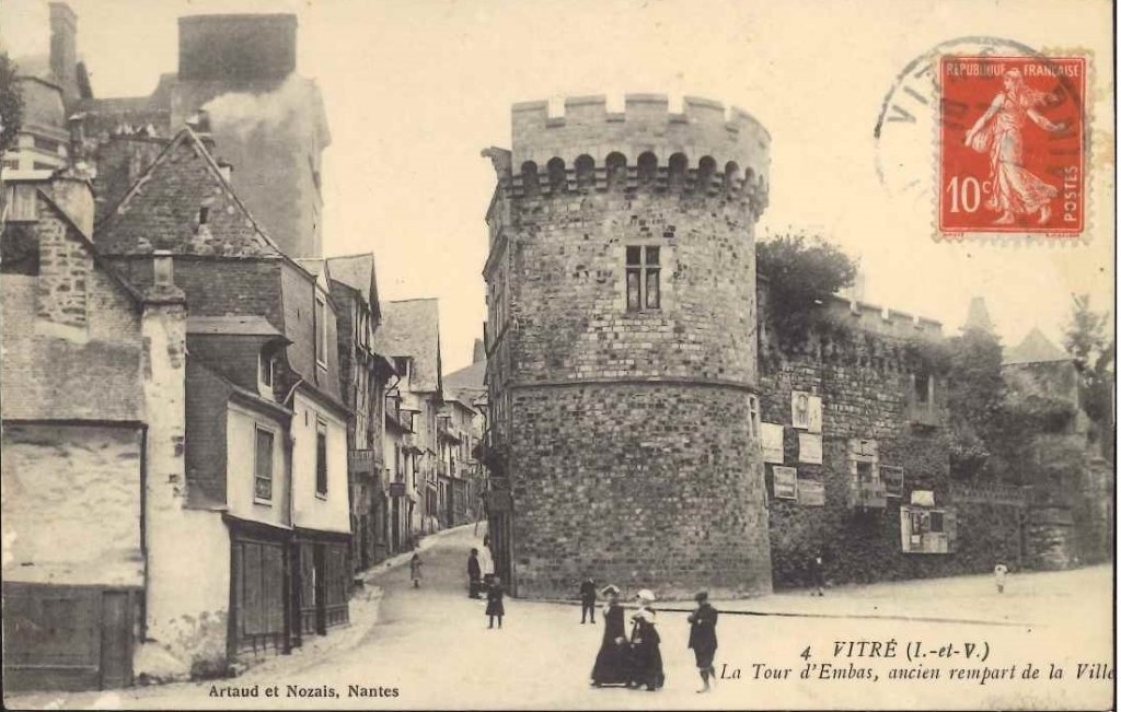 4 - Vitré - La Tour d'Embas, ancien rempart de la Ville.jpg