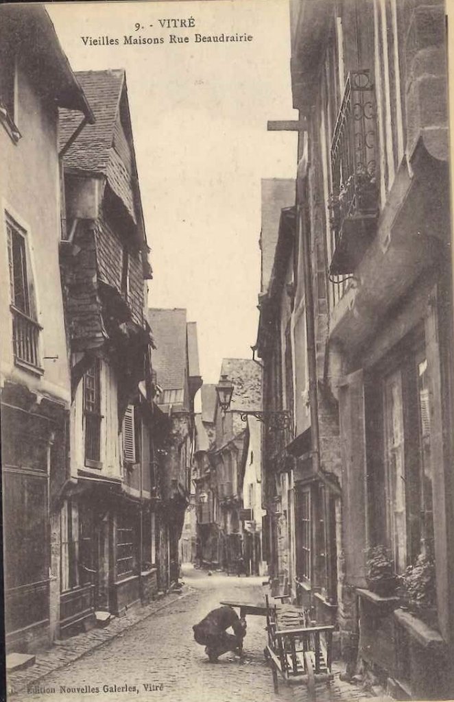 9 - Vitré - Vieilles Maisons Rue Beaudrairie.jpg