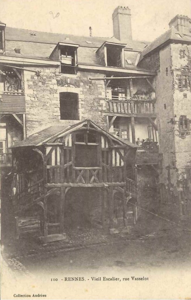 110 - Rennes - Vieil Escalier, rue Vasselot.jpg