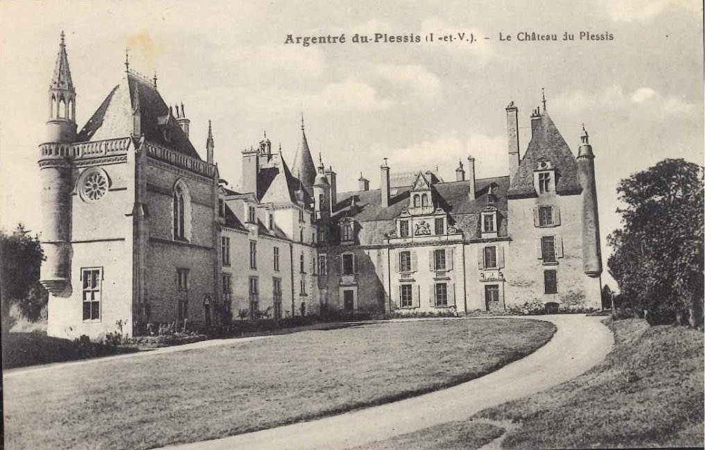 Argentré du Plessis - Le Château du Plessis.jpg