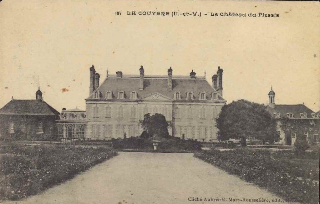 487 - La Couyère - Le château du Plessis.jpg