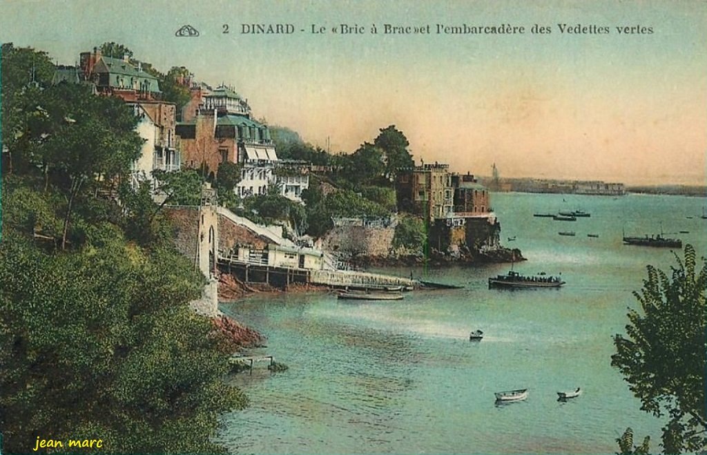 Dinard - Le Bric-à-Brac et débarcadère des Vedettes Vertes 2 colorisé.jpg