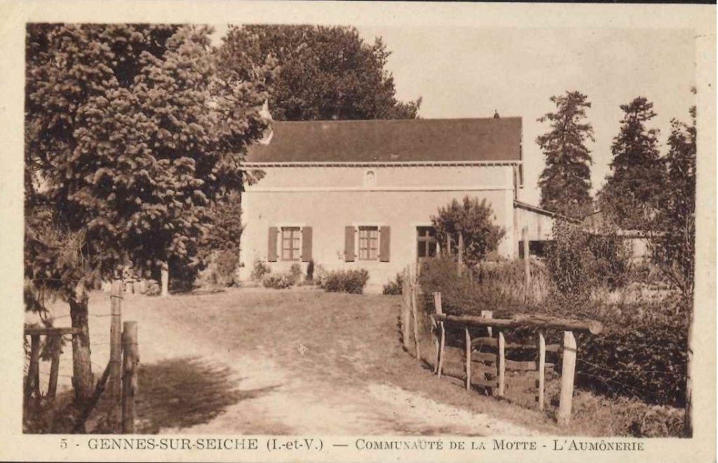 5 - Gennes Sur Seiche - Communauté de la motte - l'Aumônerie.jpg