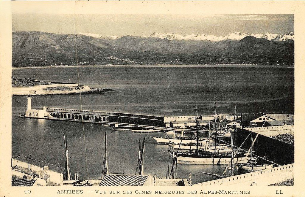 Antibes 10 LL.jpg