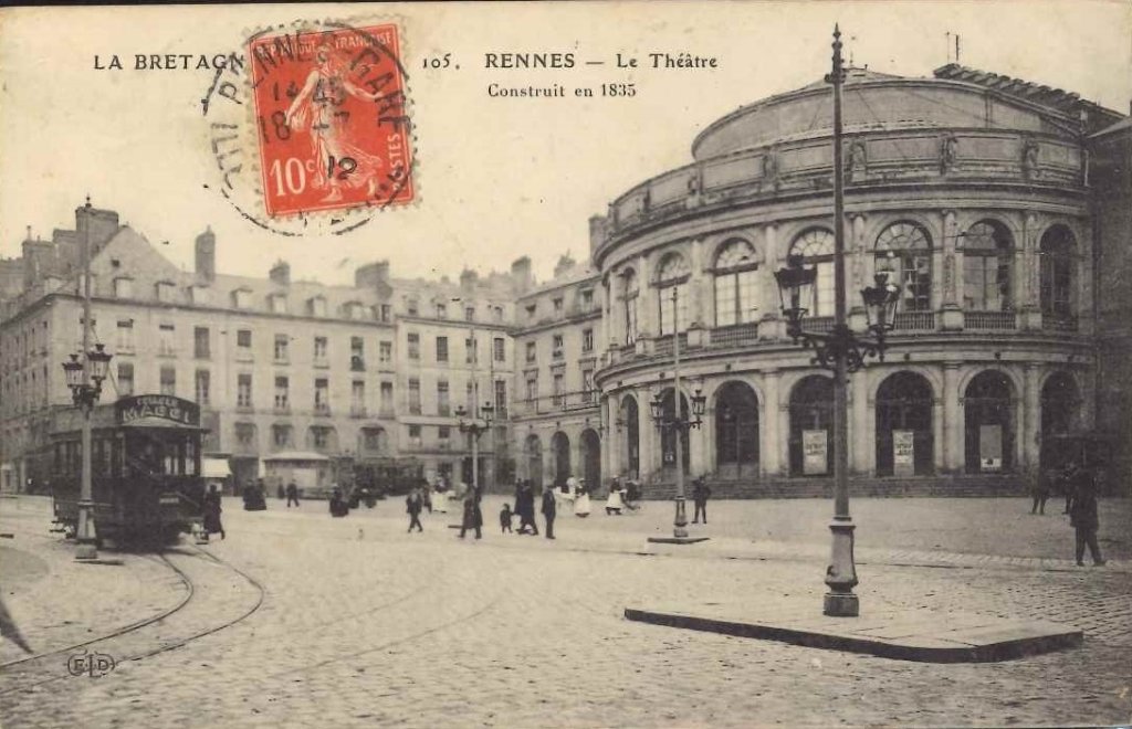 105 - Rennes - Le Théâtre, construit en 1835.jpg