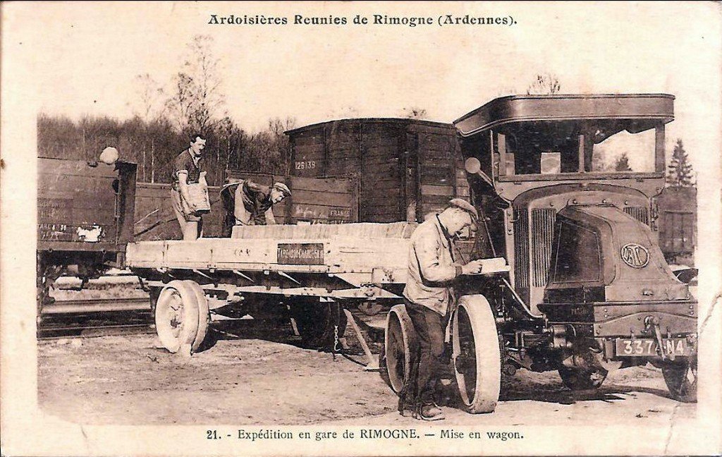 Rimogne 21 + Camion.jpg