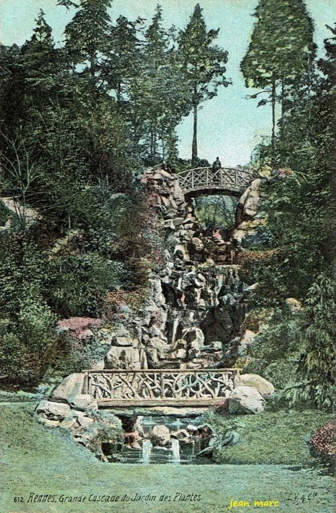 Rennes - Grande cascade du Jardin des Plantes.jpg