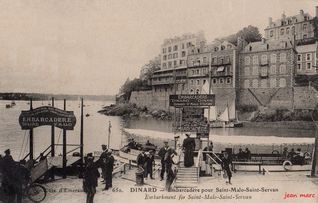 Dinard – Embarcadère pour Saint-Malo Saint-Servan.jpg