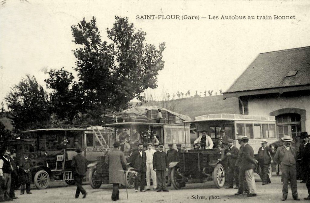 Autobus +Saint Flour.jpg