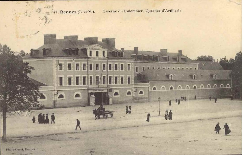 41 - Rennes - Caserne du Colombier, Quartier d'Artillerie.jpg