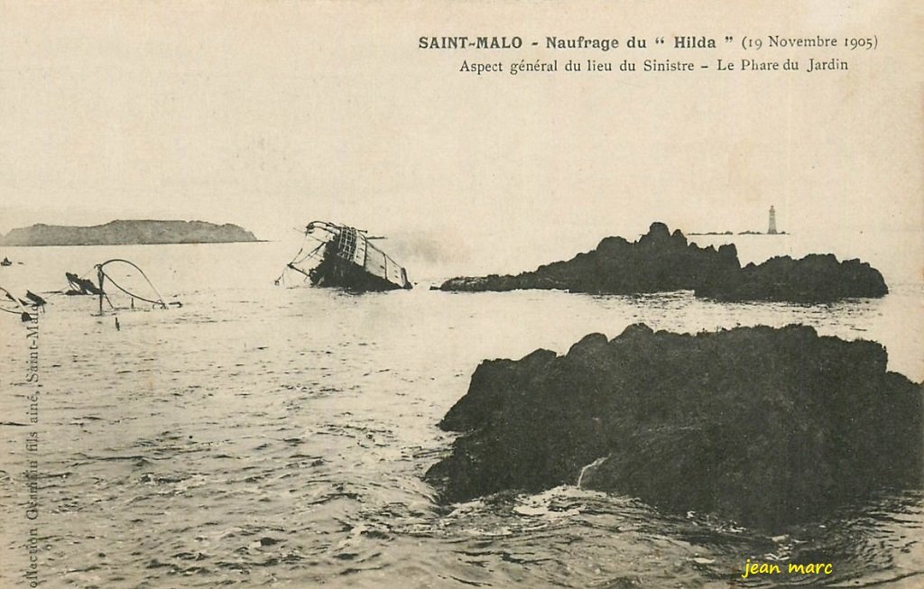 Saint-Malo - Naufrage du Hilda - Aspect général du lieu du sinistre - Le Phare du Jardin.jpg