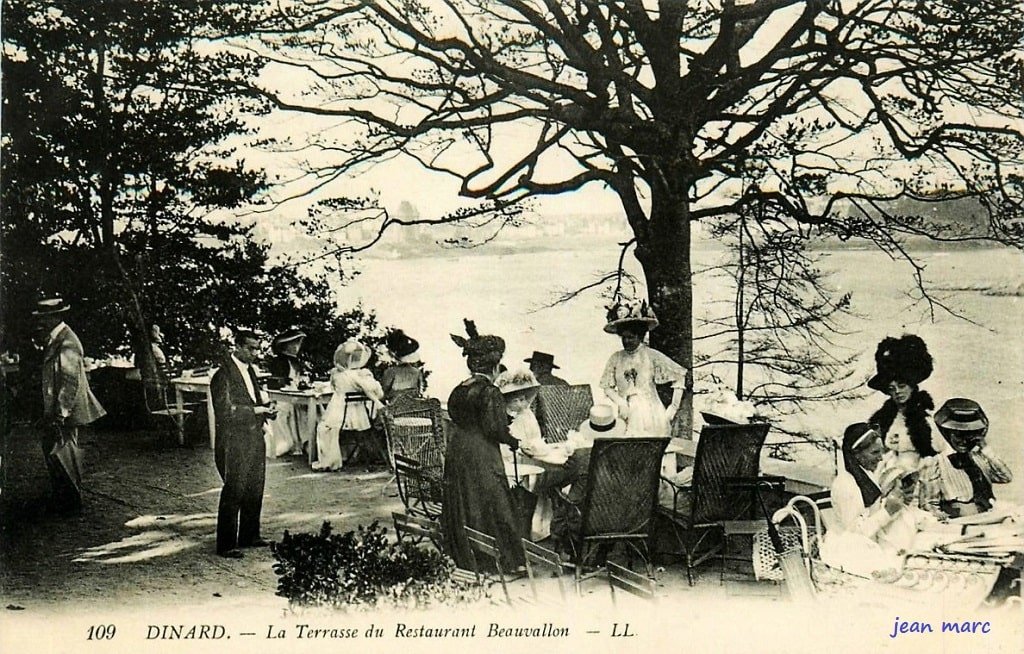 La Vicomté - La Terrasse du Restaurant Beauvallon.jpg
