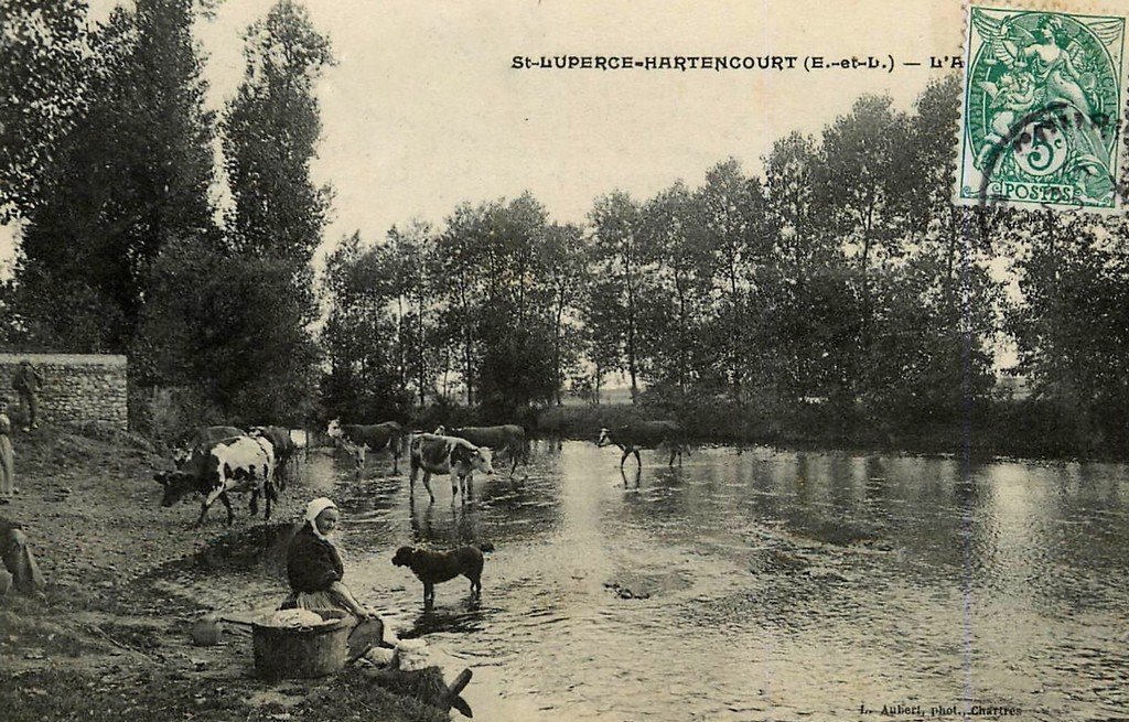 Saint-Luperce Aubert.jpg
