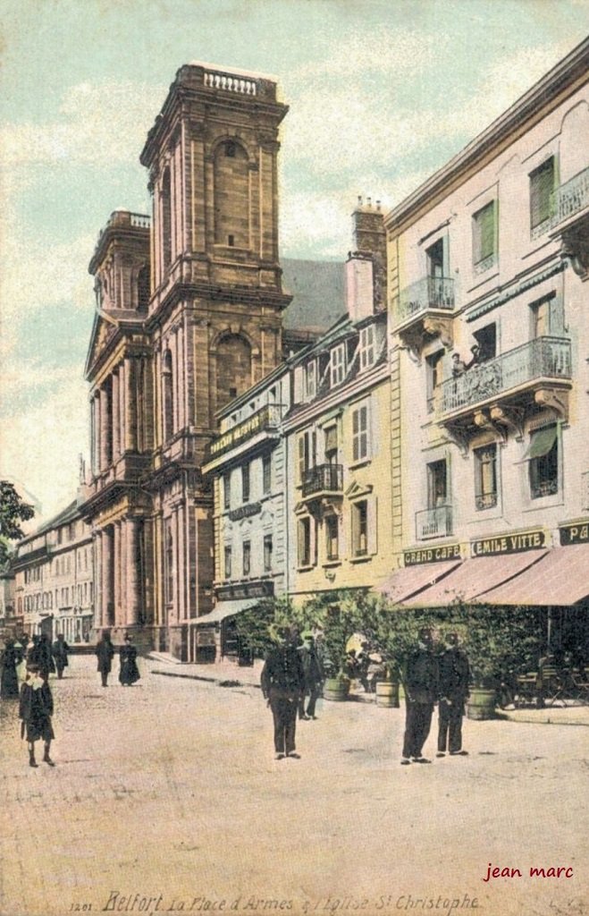 Belfort - La Place d'Armes et l'Église Saint-Christophe.jpg