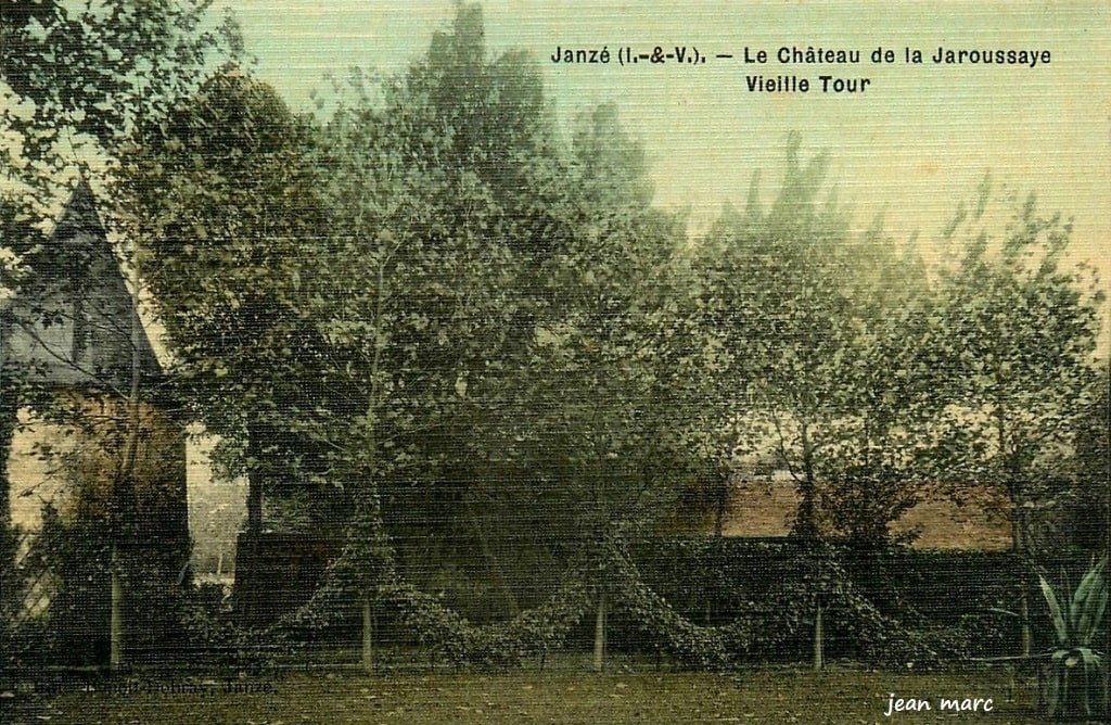 Janzé - Le Château de la Jaroussaye - Vieille Tour.jpg