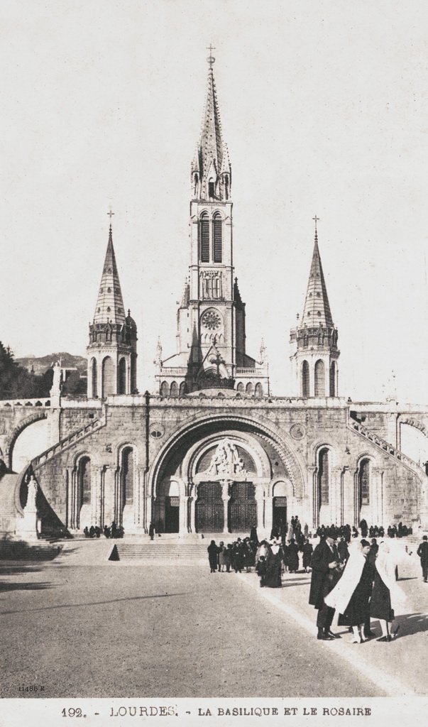 11486 R LOURDES - LA BISILIQUE ET LE ROSAIRE 192. cpa.jpg