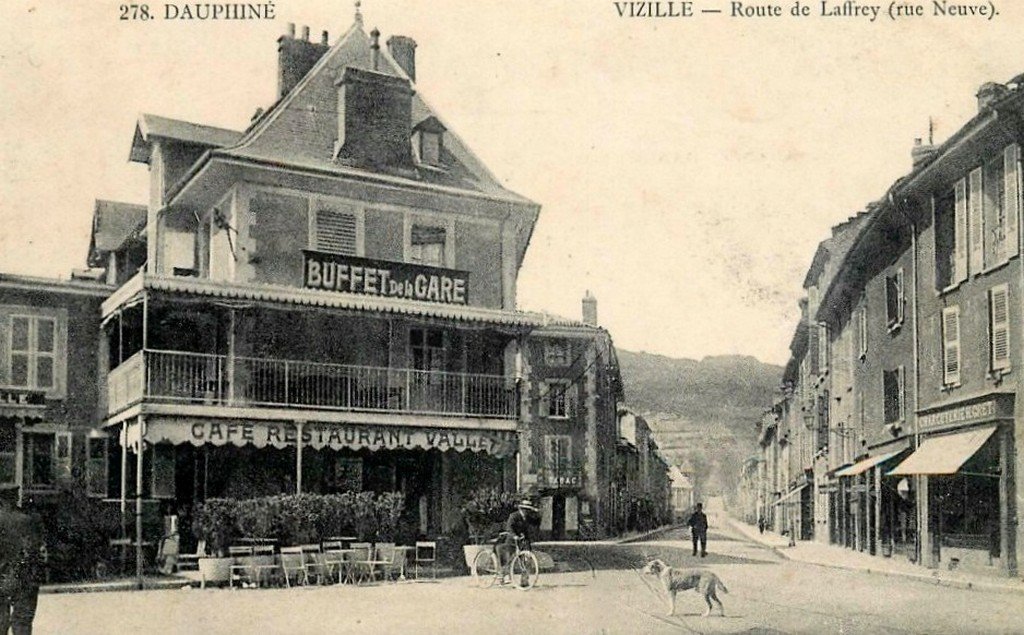 Vizille le buffet.jpg