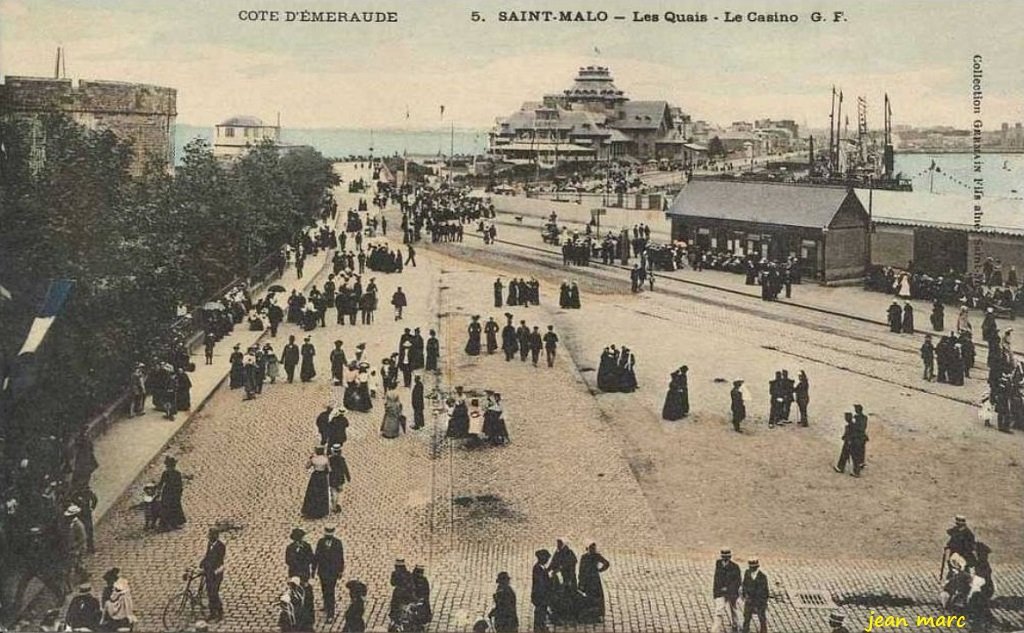 Saint-Malo - Les Quais - Le Casino.jpg